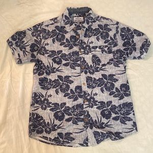 Wolf Republic Casual Button Down Men’s Medium